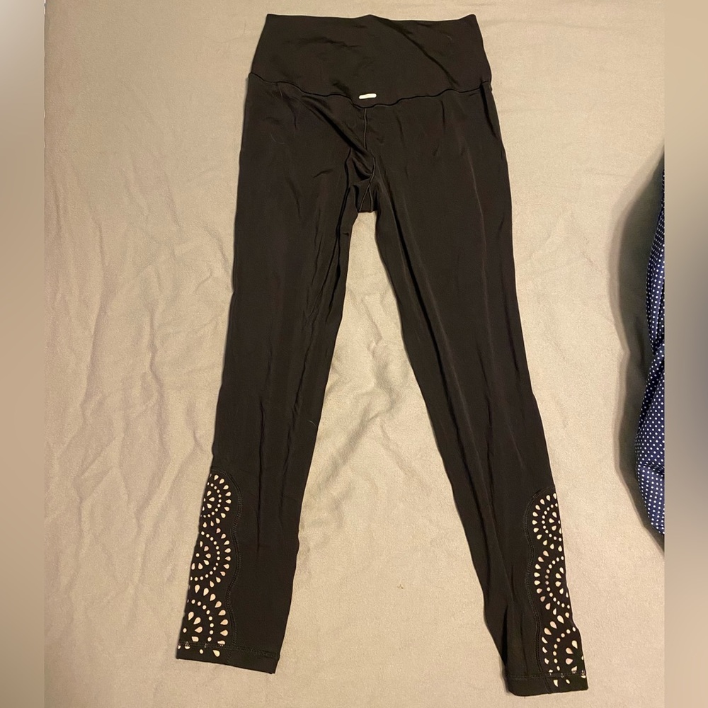 Aerie chill play move leggings! 3/4 length